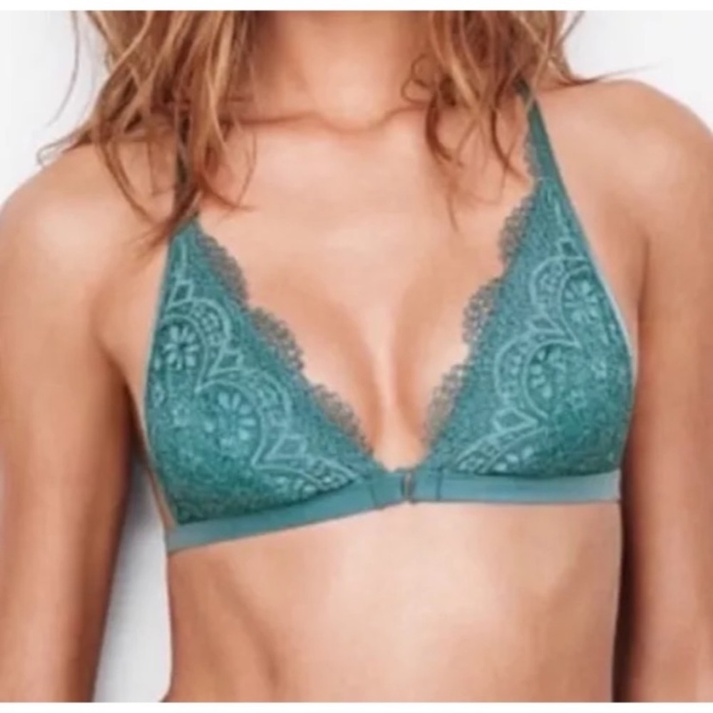 Victoria’s Secret Bralette Front Close Lace